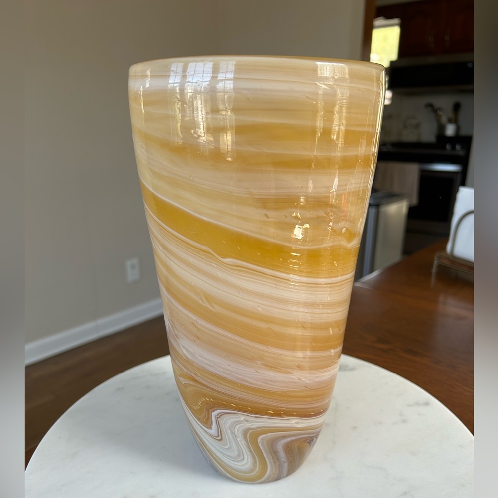 Elegant Swirled Glass Vase - Yellow and Cream